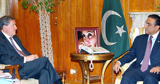 Richard Holbrooke calls on President Zardari